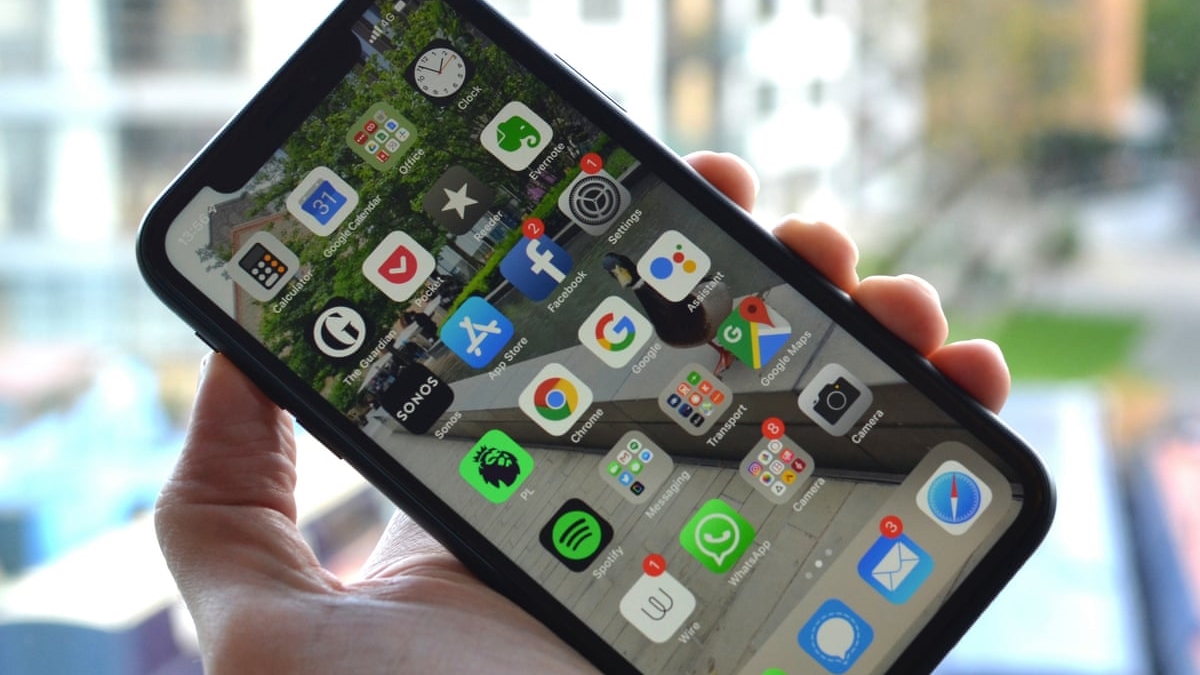 iPhone XR Masih Layak Dibeli di Tahun 2021? Ini Dia 6 Alasannya - Artikel |  eraspace.com